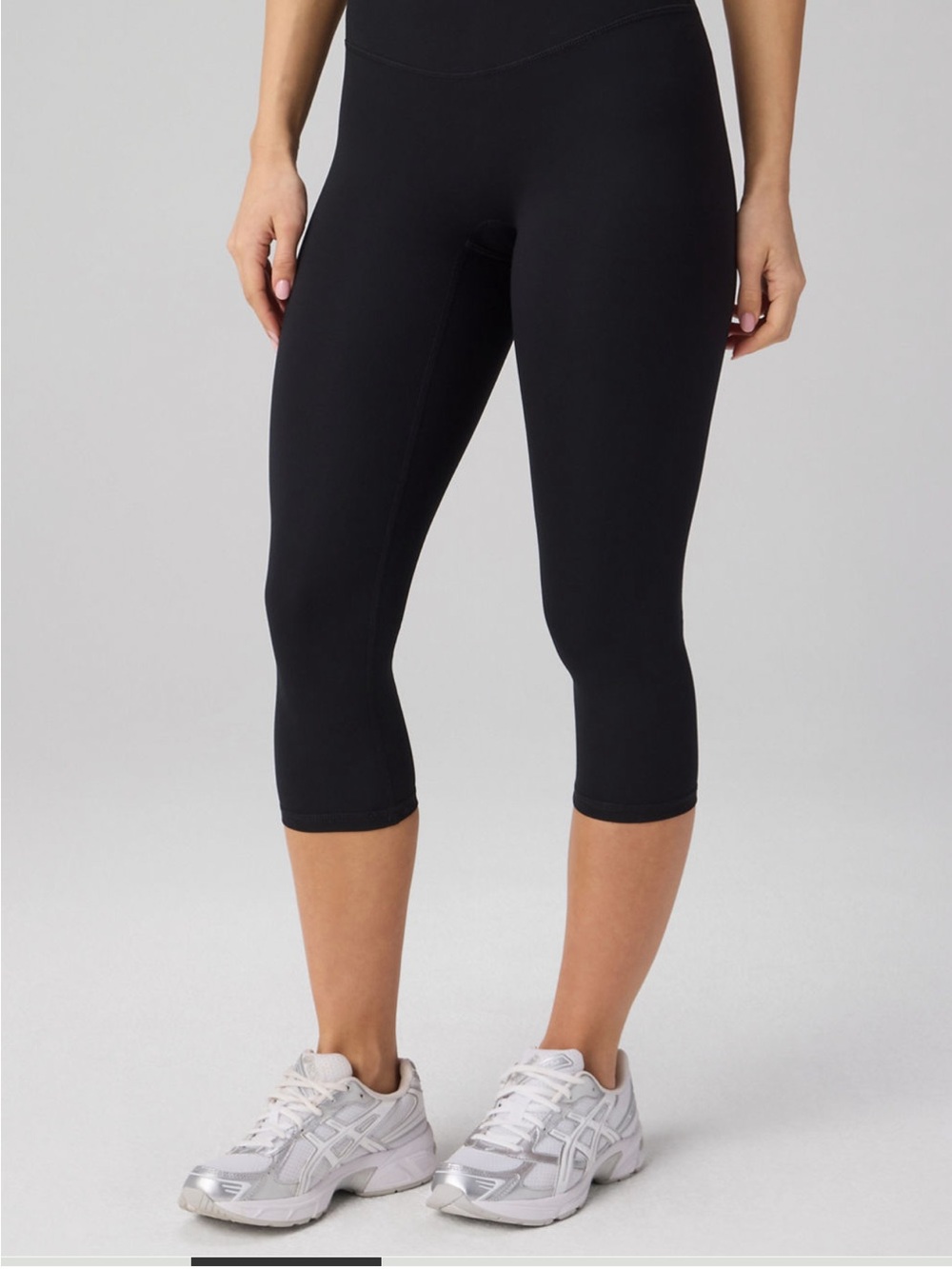 Fabletics The No-Seam PureLuxe TLC High-Waisted Capri 19”